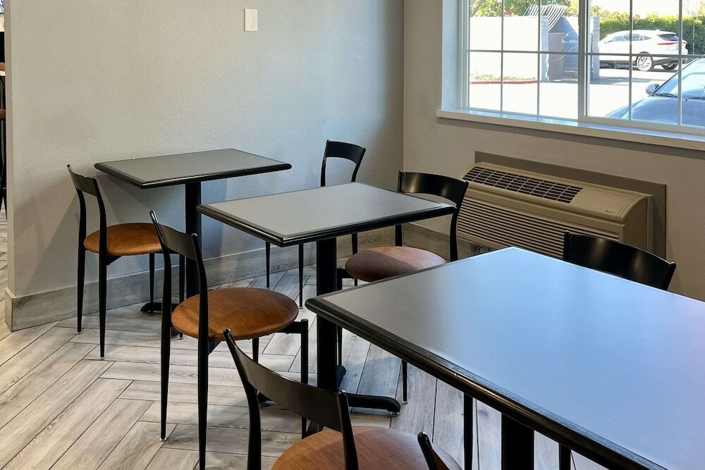 Фото Econo Lodge