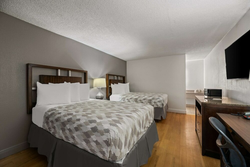 Фото Americas Best Value Inn Orlando