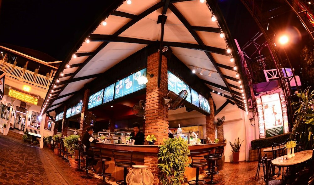 Фото Silom Village Inn