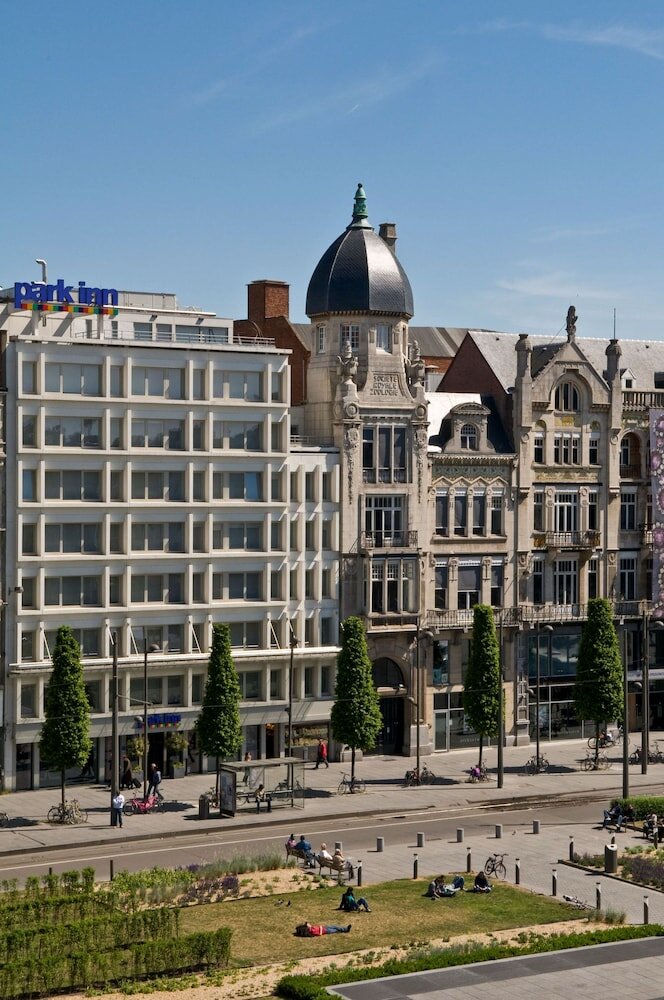 Фото Park Inn by Radisson Antwerp City Centre