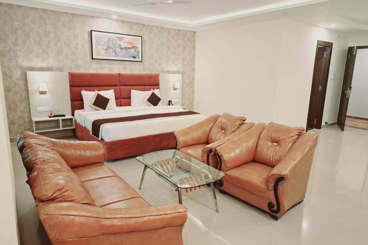 Фото отеля 2