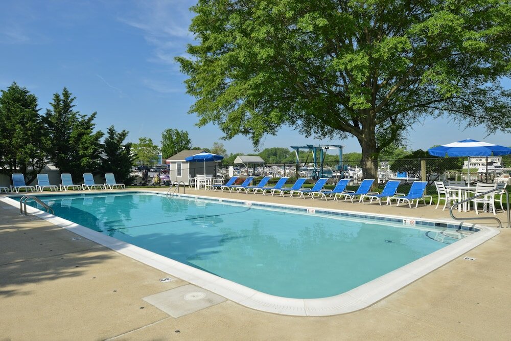 Фото Anchored Inn at Hidden Harbour Marina