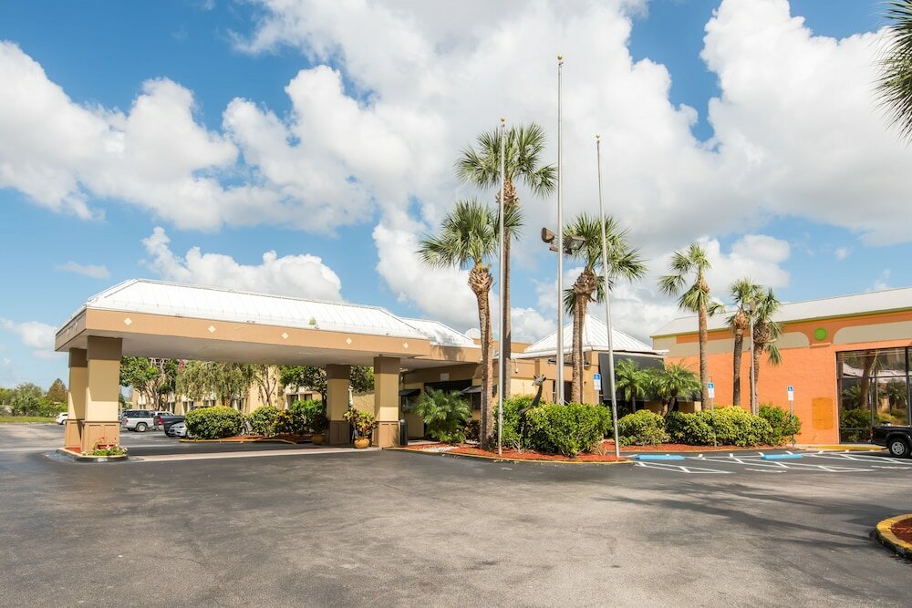 Фото Floridian Express Hotel