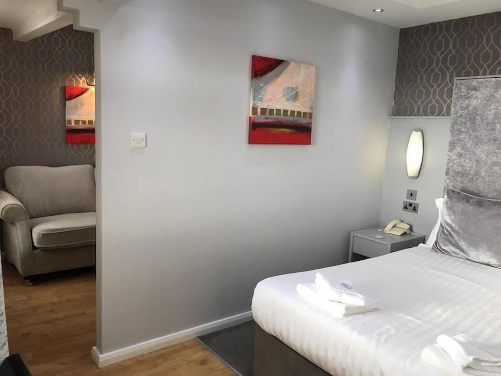 Фото Tiffany's Hotel