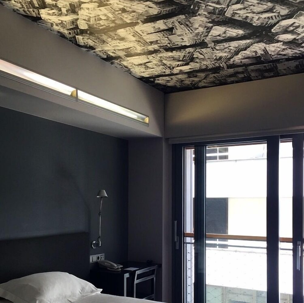 Фото Periscope Hotel