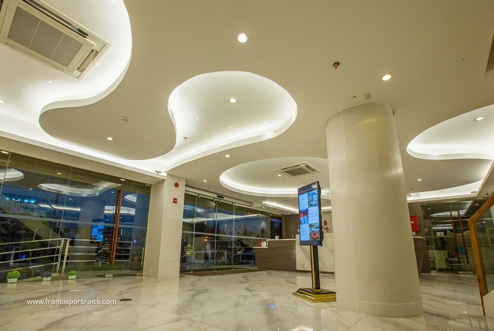 Фото Star Plaza Hotel