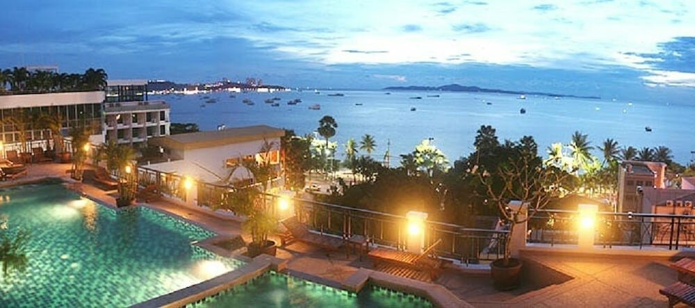 Hotel Summer Spring Hotel, Pattaya, photo