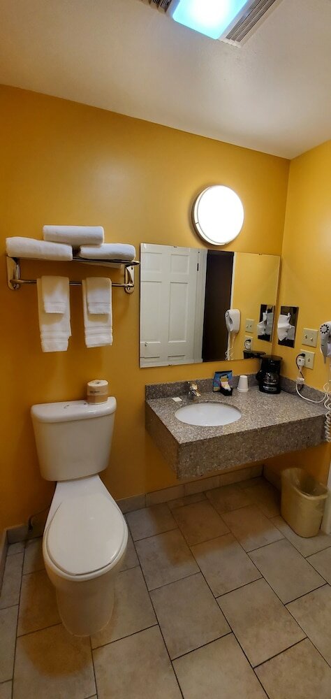 Фото Olympic View Inn