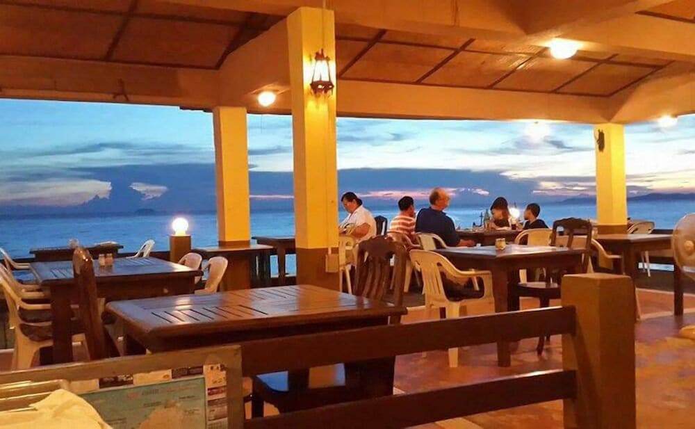 Фото Sea Falcon Hotel