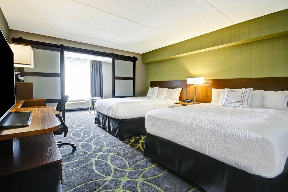 Фото Fairfield Inn & Suites by Marriott Guelph