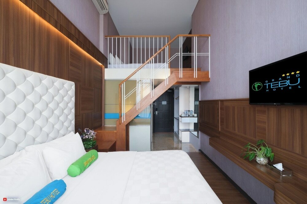 Фото Grand Tebu Hotel