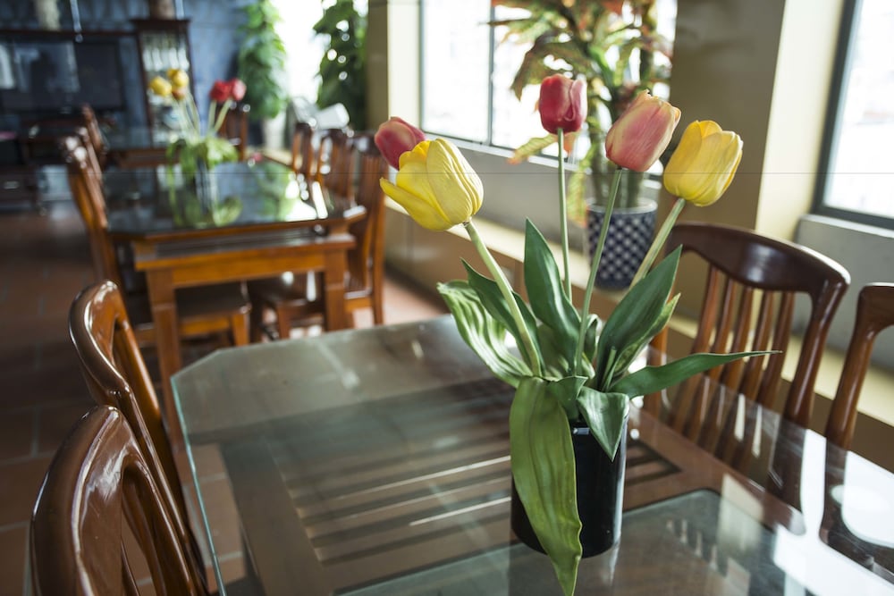 Фото New Lotus Hotel