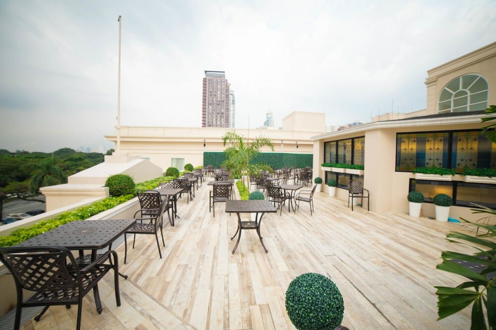 Фото Rizal Park Hotel