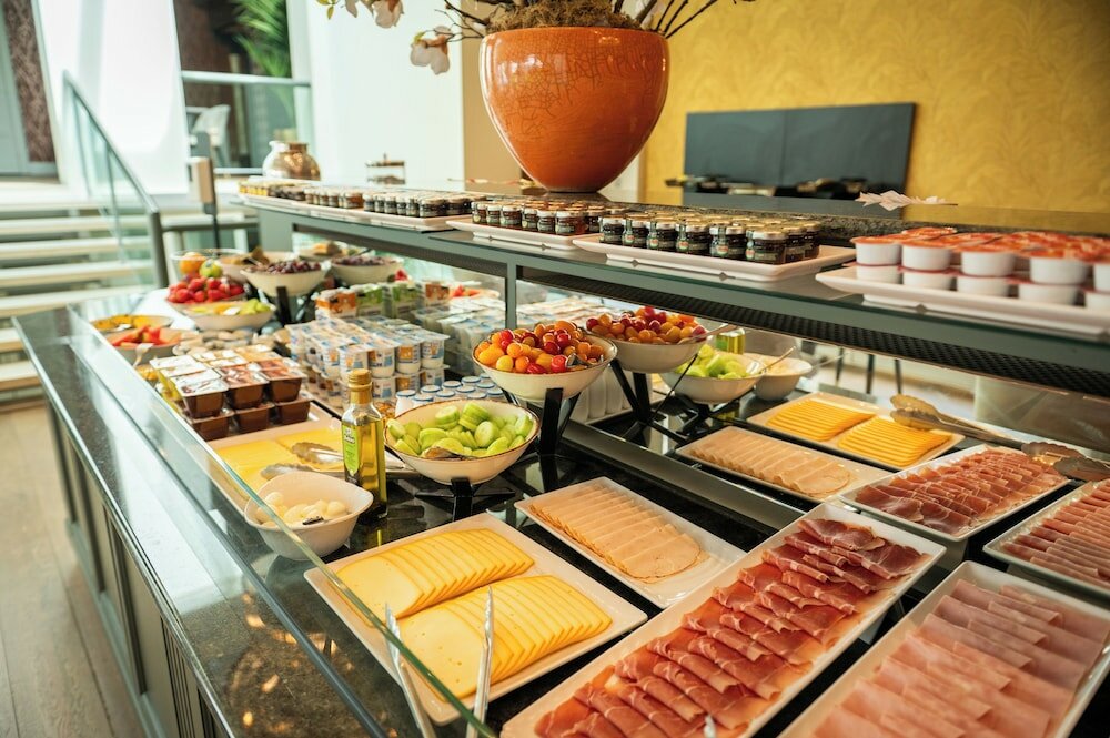 Фото Hotel Dukes' Arches