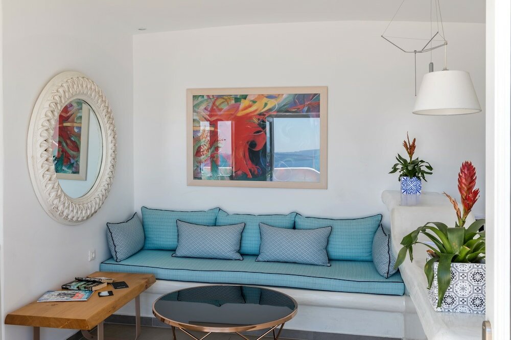 Фото Secret Legend Suites