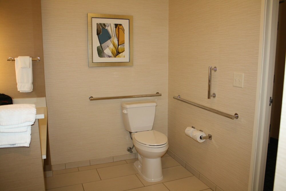 Фото Fairfield Inn & Suites by Marriott Detroit Lakes