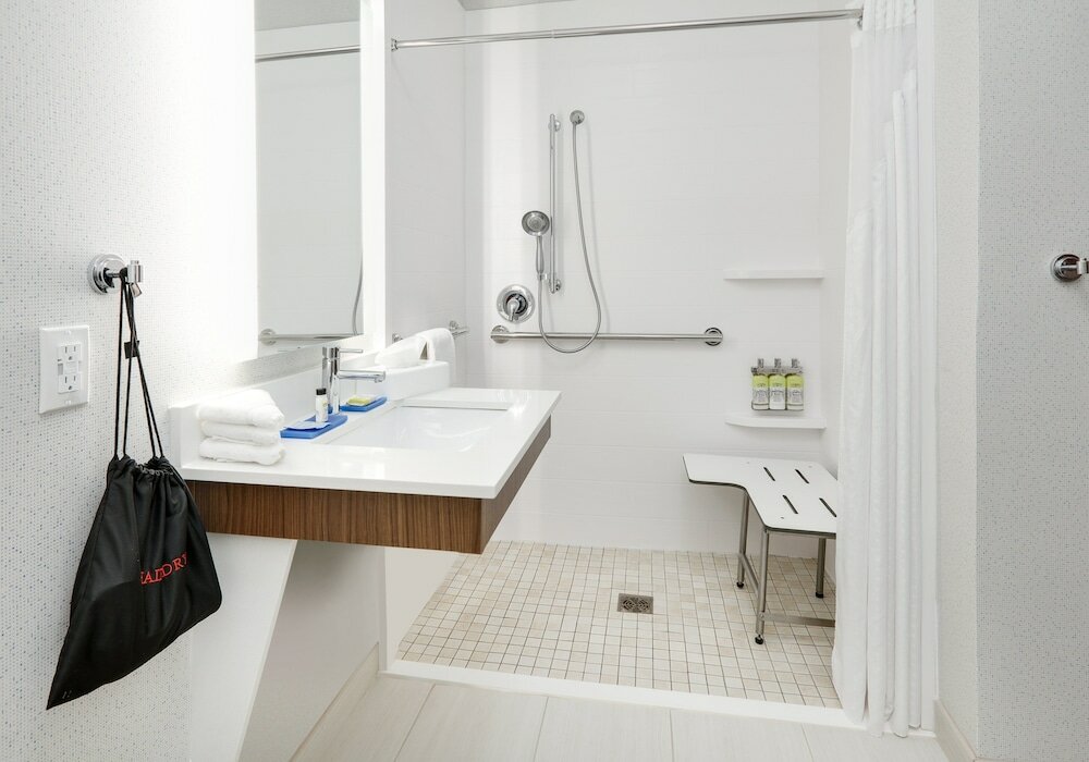 Фото Holiday Inn Express Mitchell, an Ihg Hotel