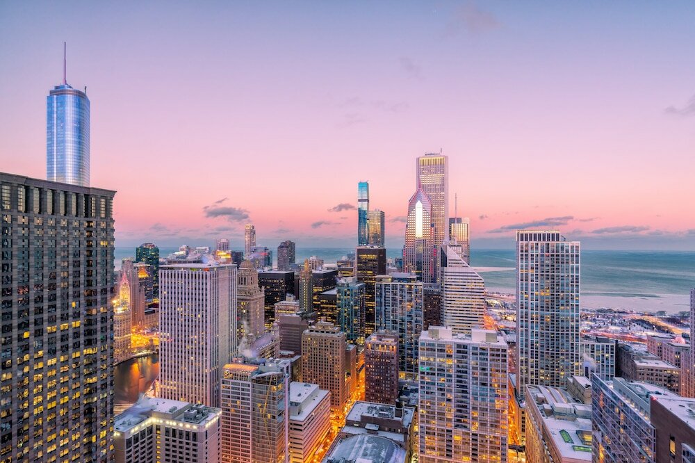 Фото Holiday Inn & Suites Chicago - Downtown