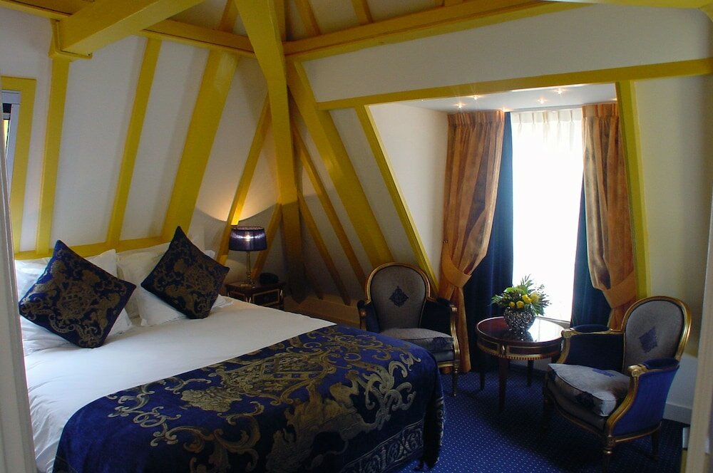 Фото Ambassade Hotel