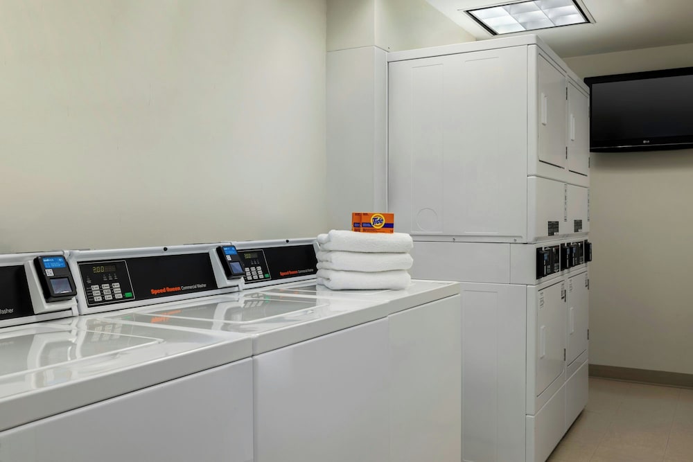 Фото Residence Inn Marriott Chester