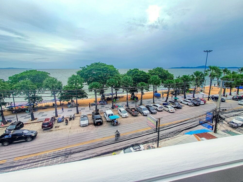 Фото Happy Vikings Hotel