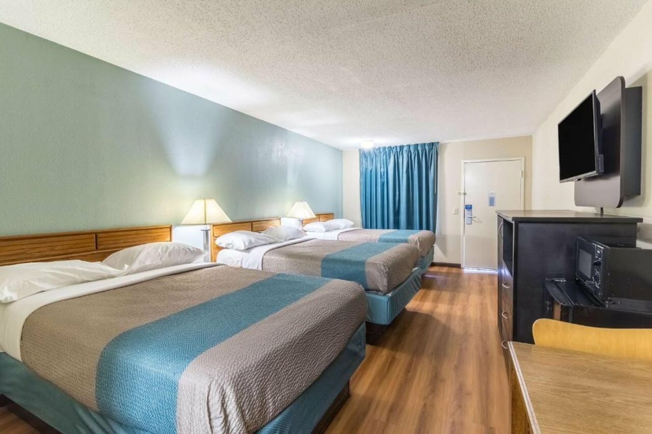 Фото Motel 6 Kenly, Nc