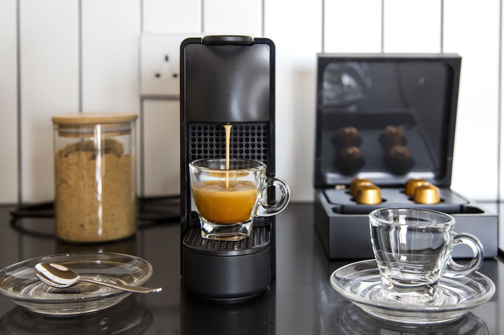 Фото LIV Urban Suites Larnaca