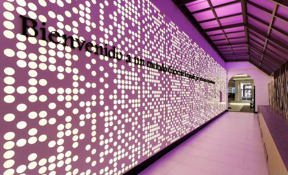 Фото Hotel Ilunion Suites Madrid