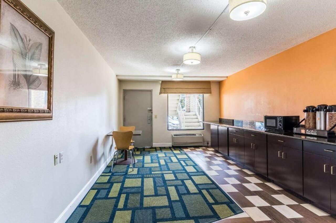 Фото Motel 6 Kenly, Nc