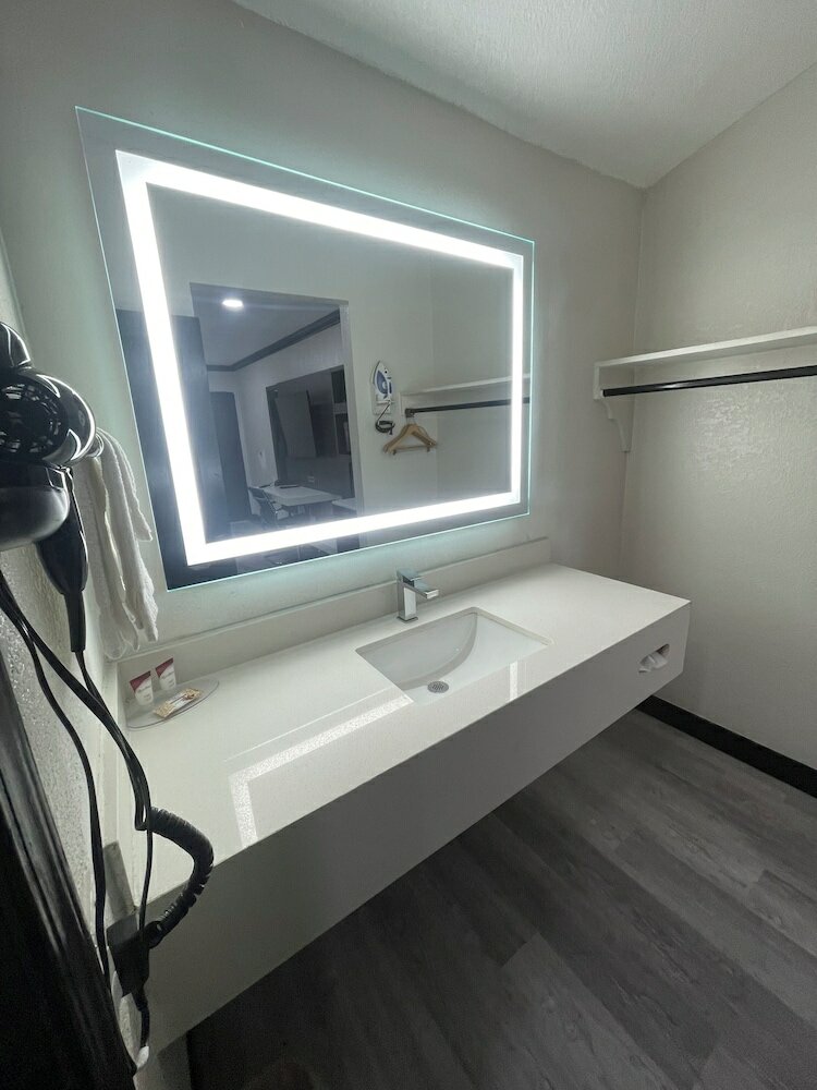 Фото Escondido Lodge