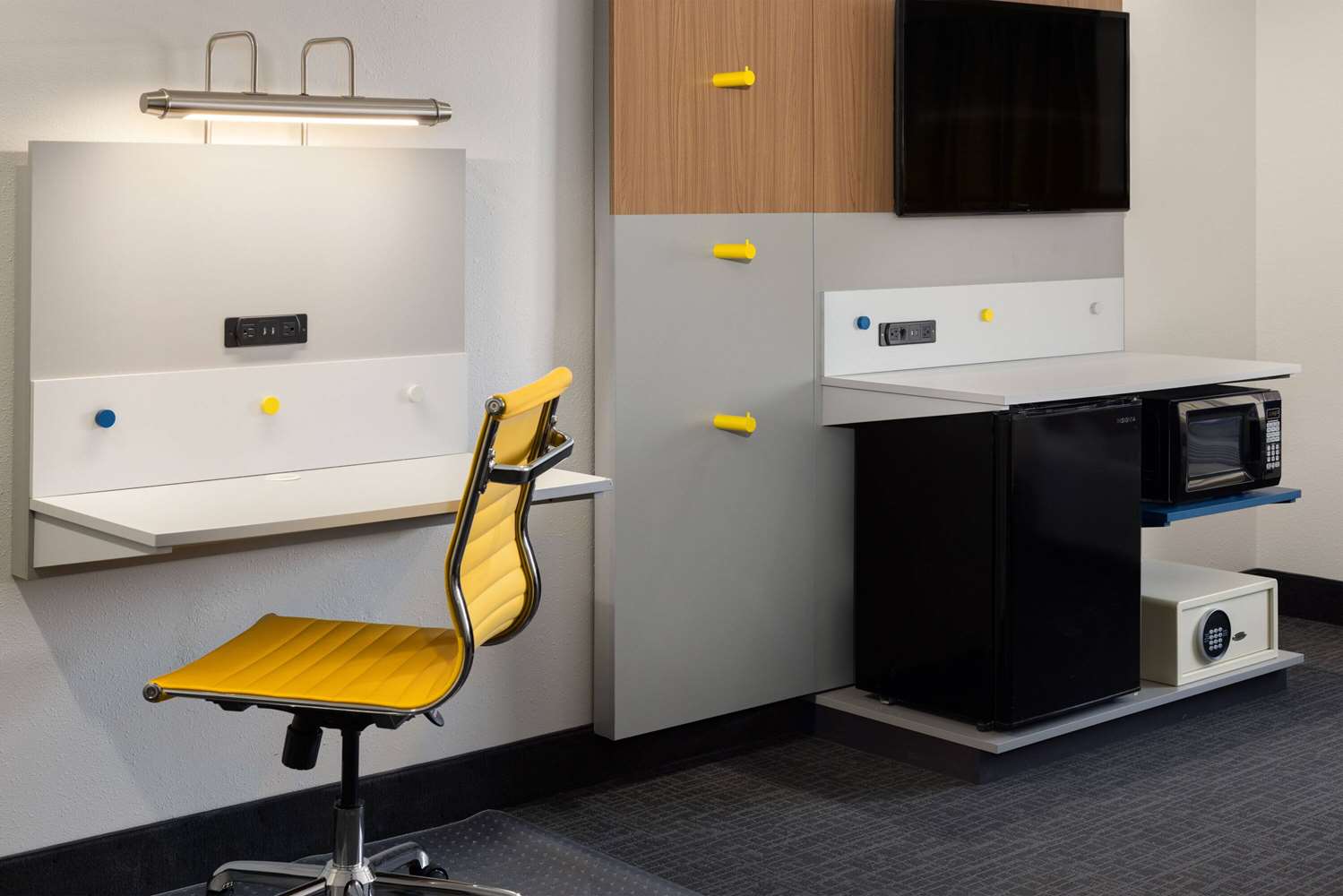 Фото Microtel Inn & Suites by Wyndham Dover