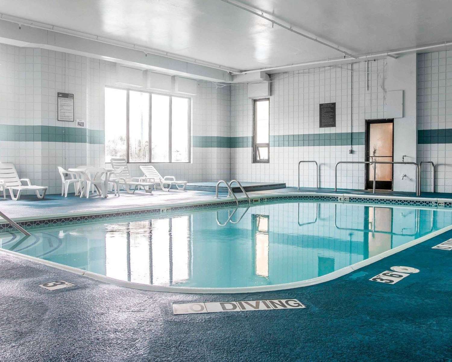 Фото Baymont by Wyndham Flint Airport North