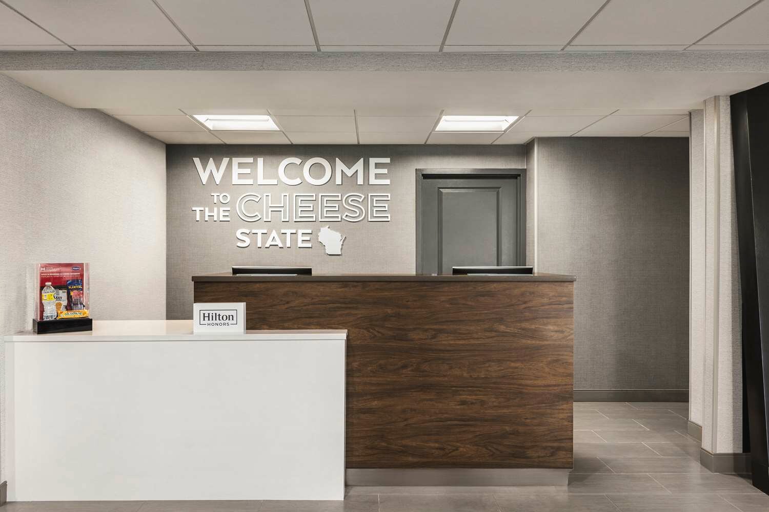 Фото Hampton Inn Milwaukee/Brookfield