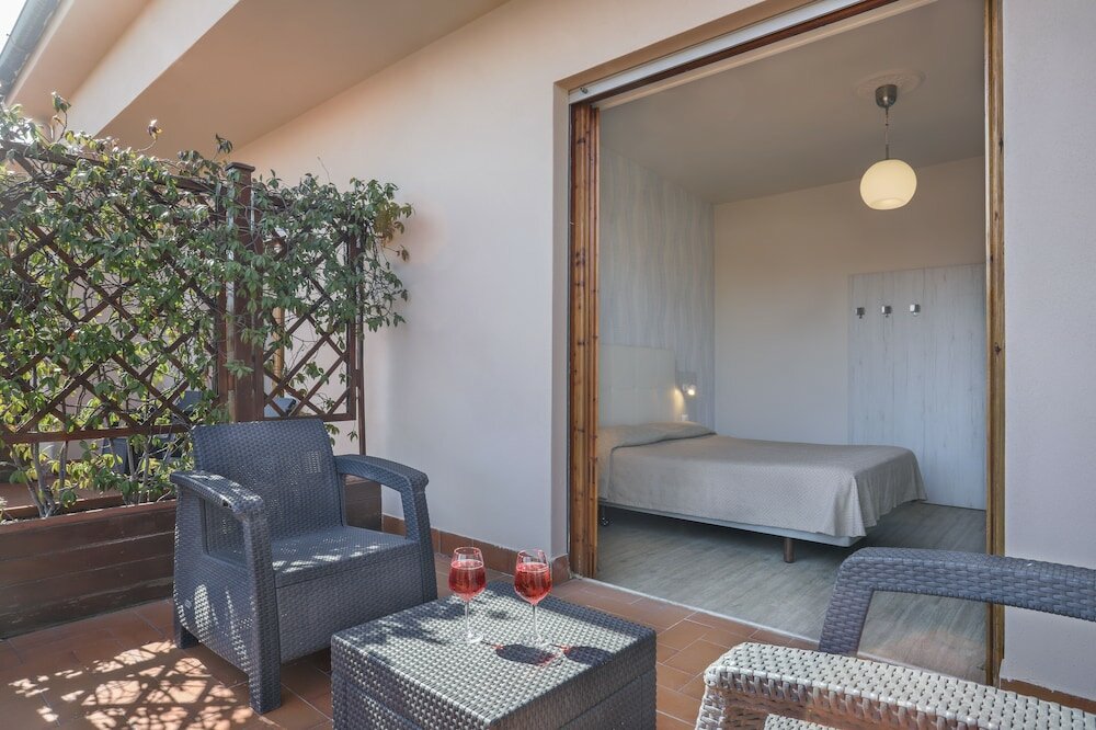 Фото Hotel Lupori