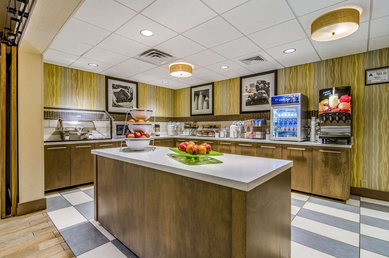 Фото Comfort Inn Raleigh Midtown