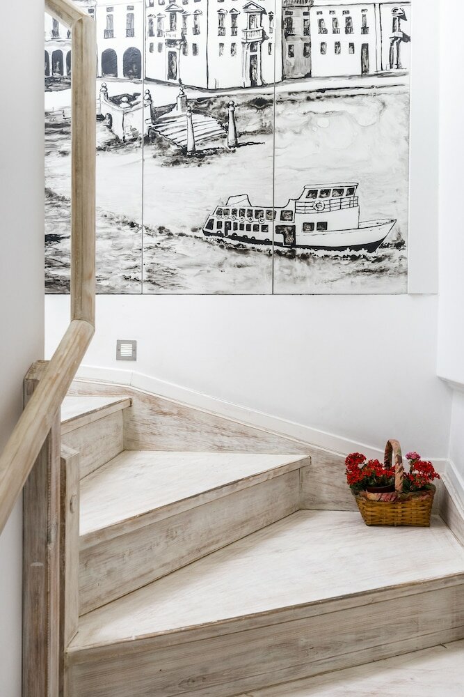 Фото Castle Inn Lisbon