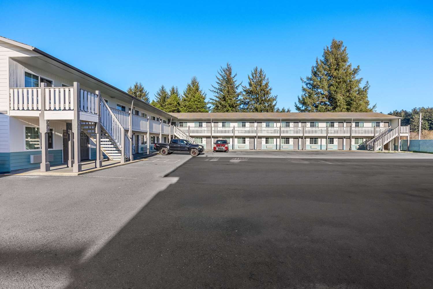 Фото Super 8 by Wyndham Crescent City