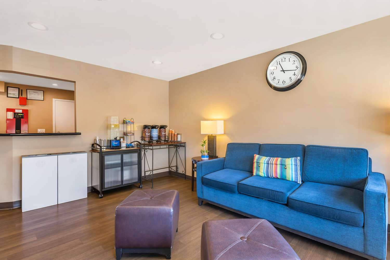 Фото Comfort Inn Monterey Park - Los Angeles