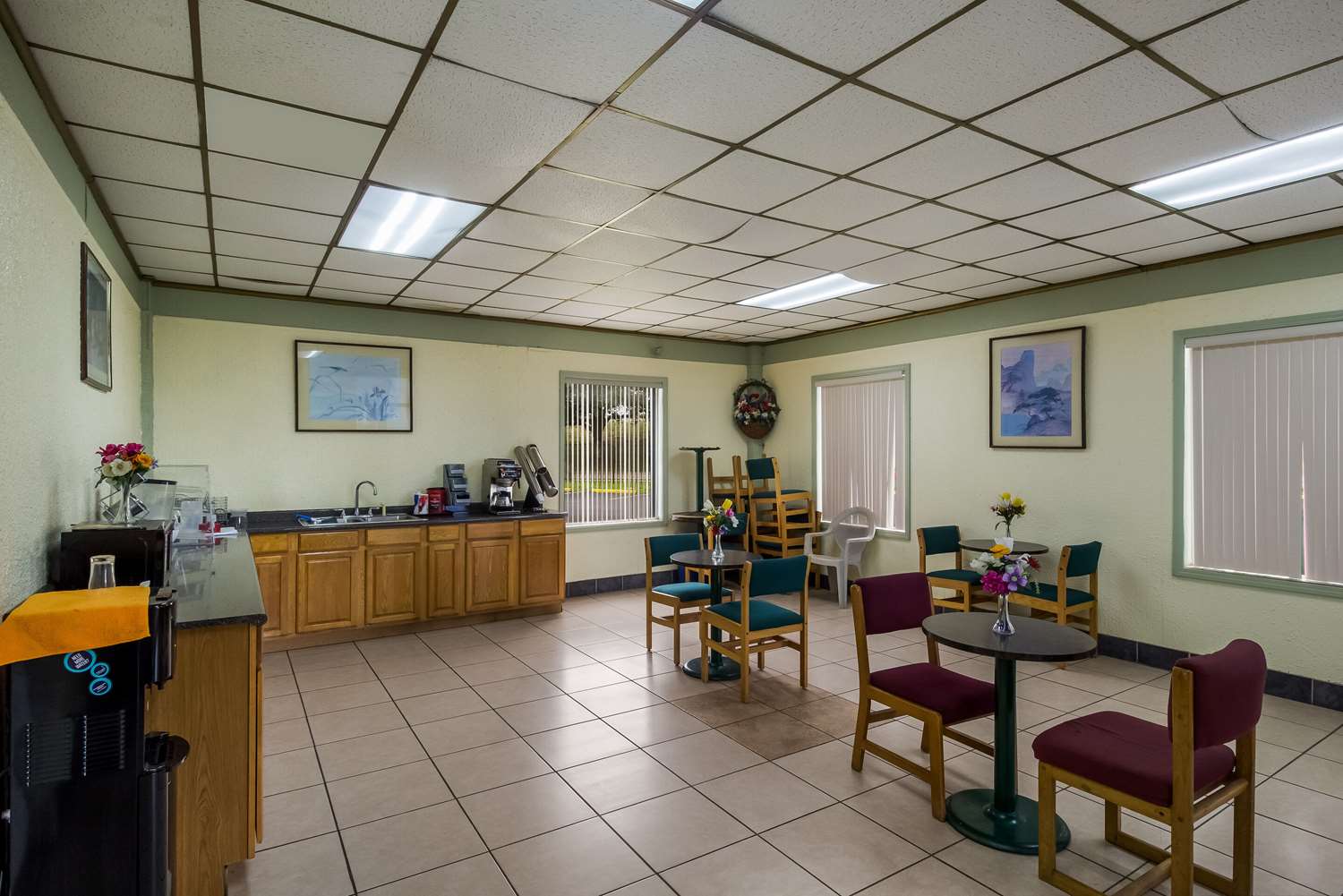 Фото Midtown Inn