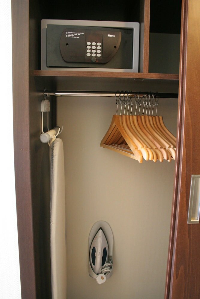 Фото Livadhiotis City Hotel