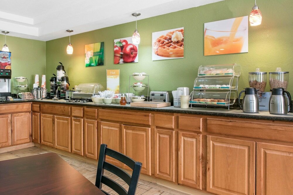 Фото Quality Inn