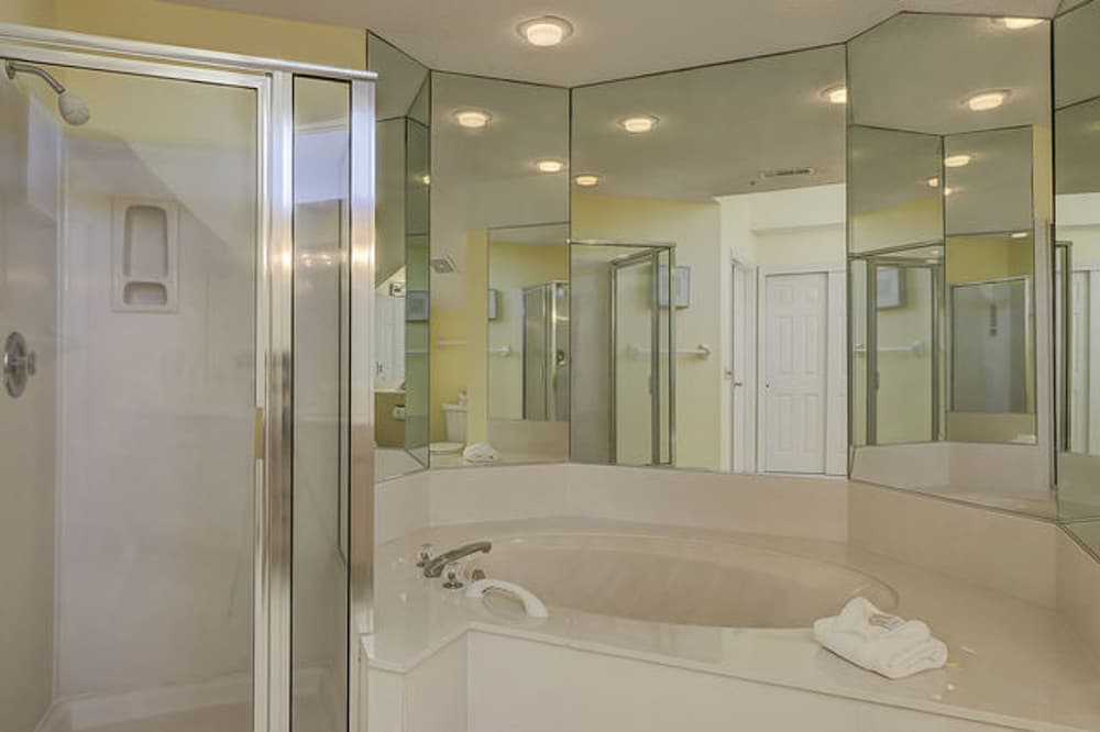 Фото Ocean Palms Villas at Port Royal Resort