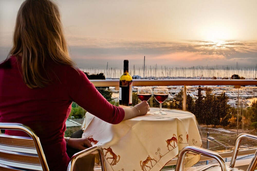 Фото Marina Alimos Hotel Apartments