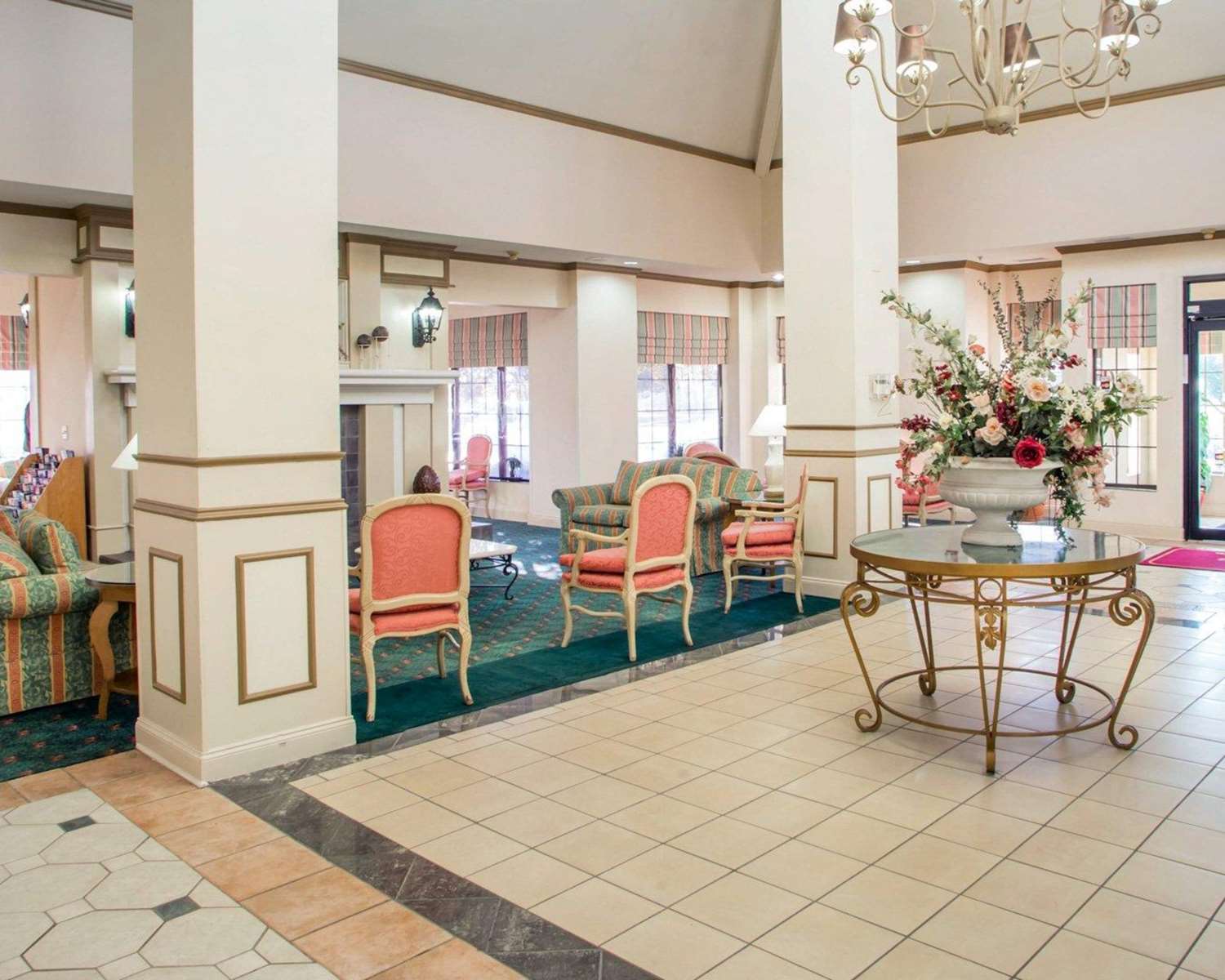 Фото Baymont by Wyndham South Holland