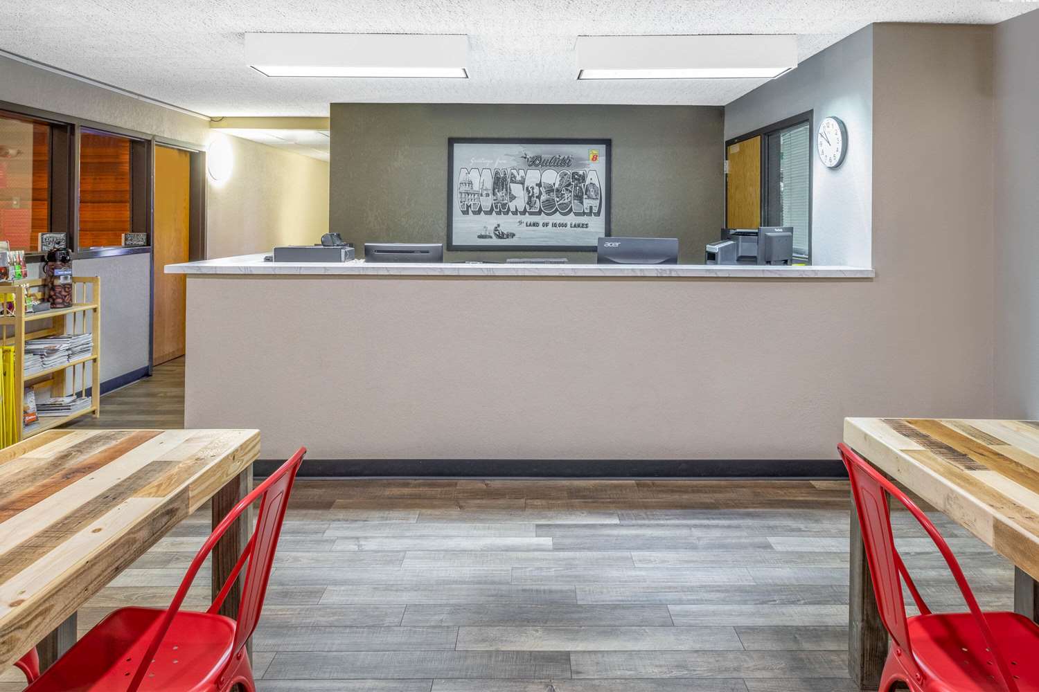 Фото Super 8 by Wyndham Duluth