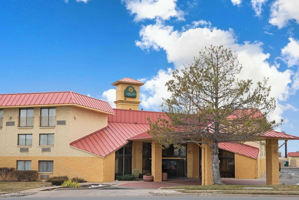 Фото La Quinta Inn & Suites by Wyndham Salt Lake City - Layton