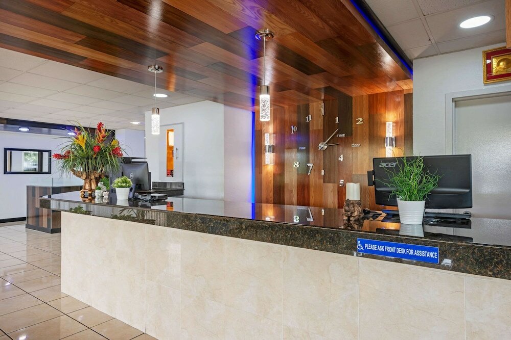 Фото Rodeway Inn