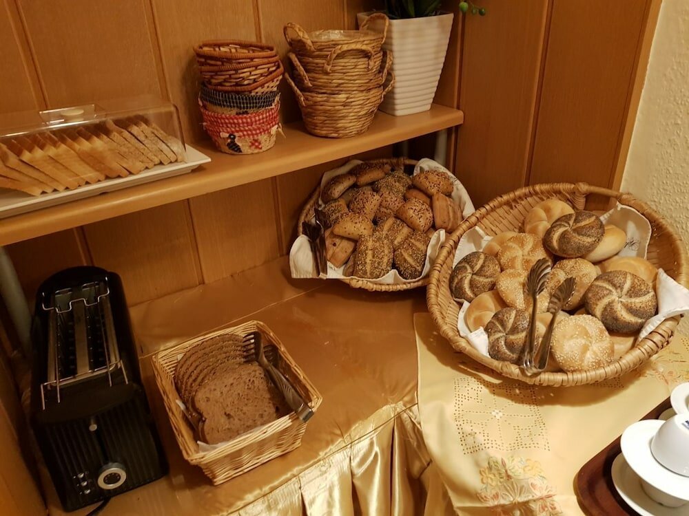 Фото Hotel Drei Kronen - Superior