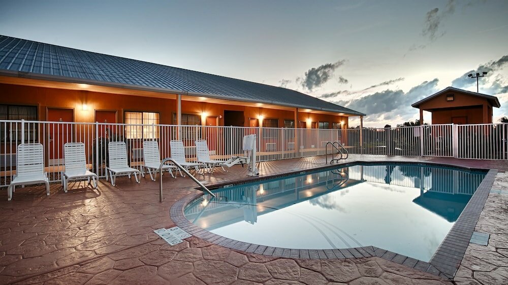 Фото Best Western Hebbronville Inn