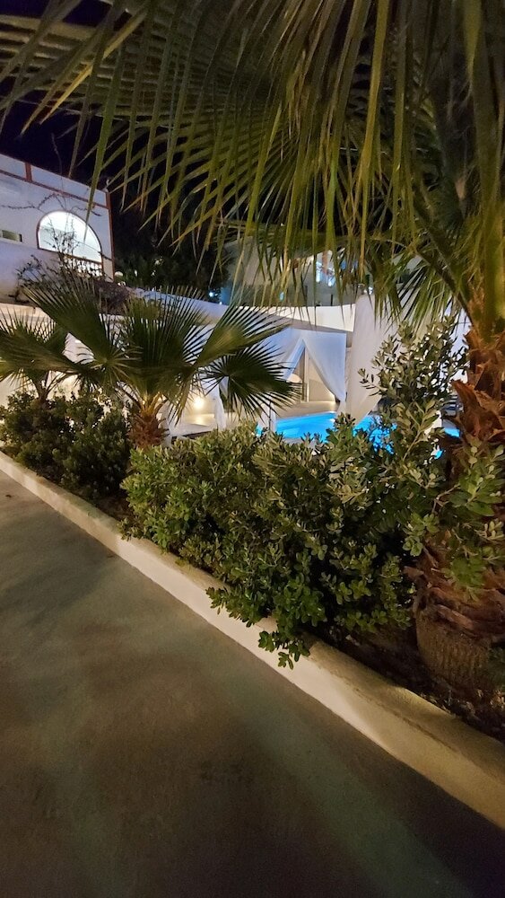 Фото Ambience Suites